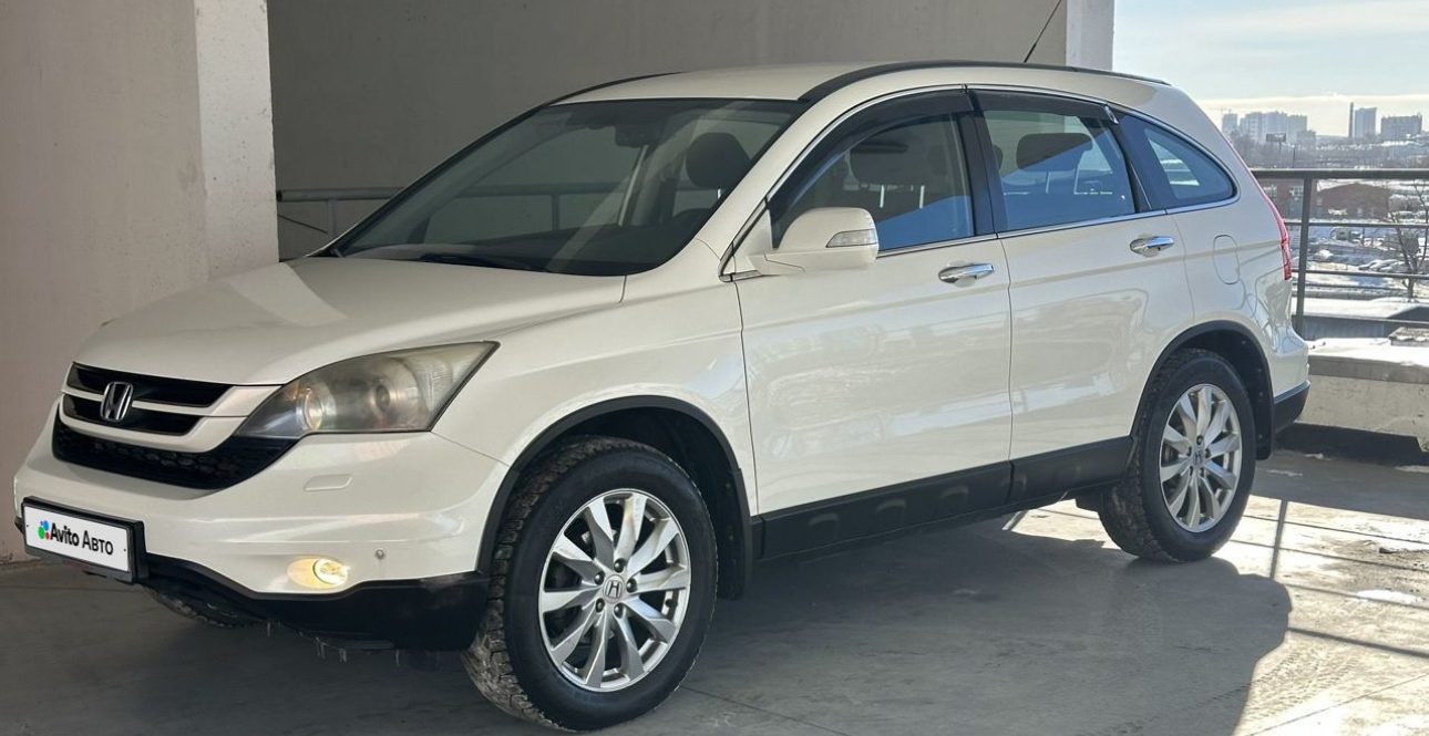 автомобиль Honda CR-V 2010