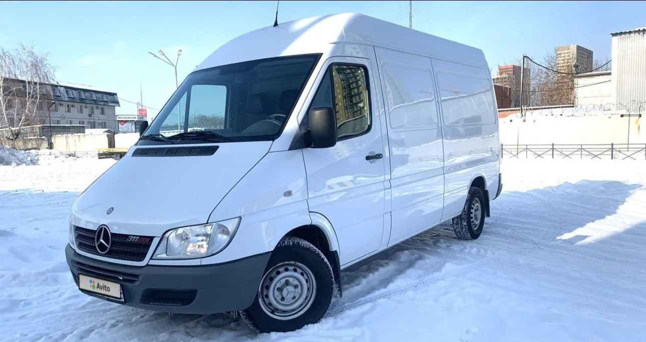 автомобиль Mersedes Benz Sprinter 2017